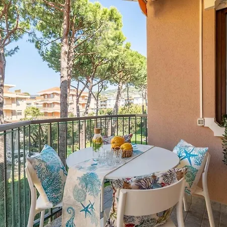 Thekeystudio, Stella Marina Apartment