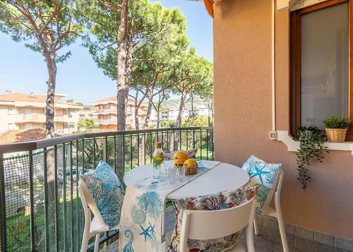 Thekeystudio, Stella Marina Apartament